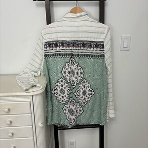 Style & Co White Button-Up Shirt with beautiful turquoise boho design on back